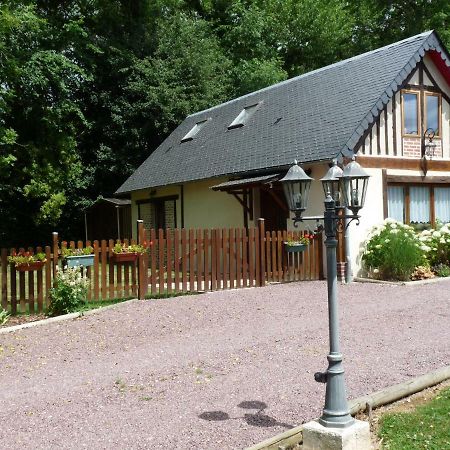 Le Clos Buyragane, Pays D'Auge Le Pin  Экстерьер фото