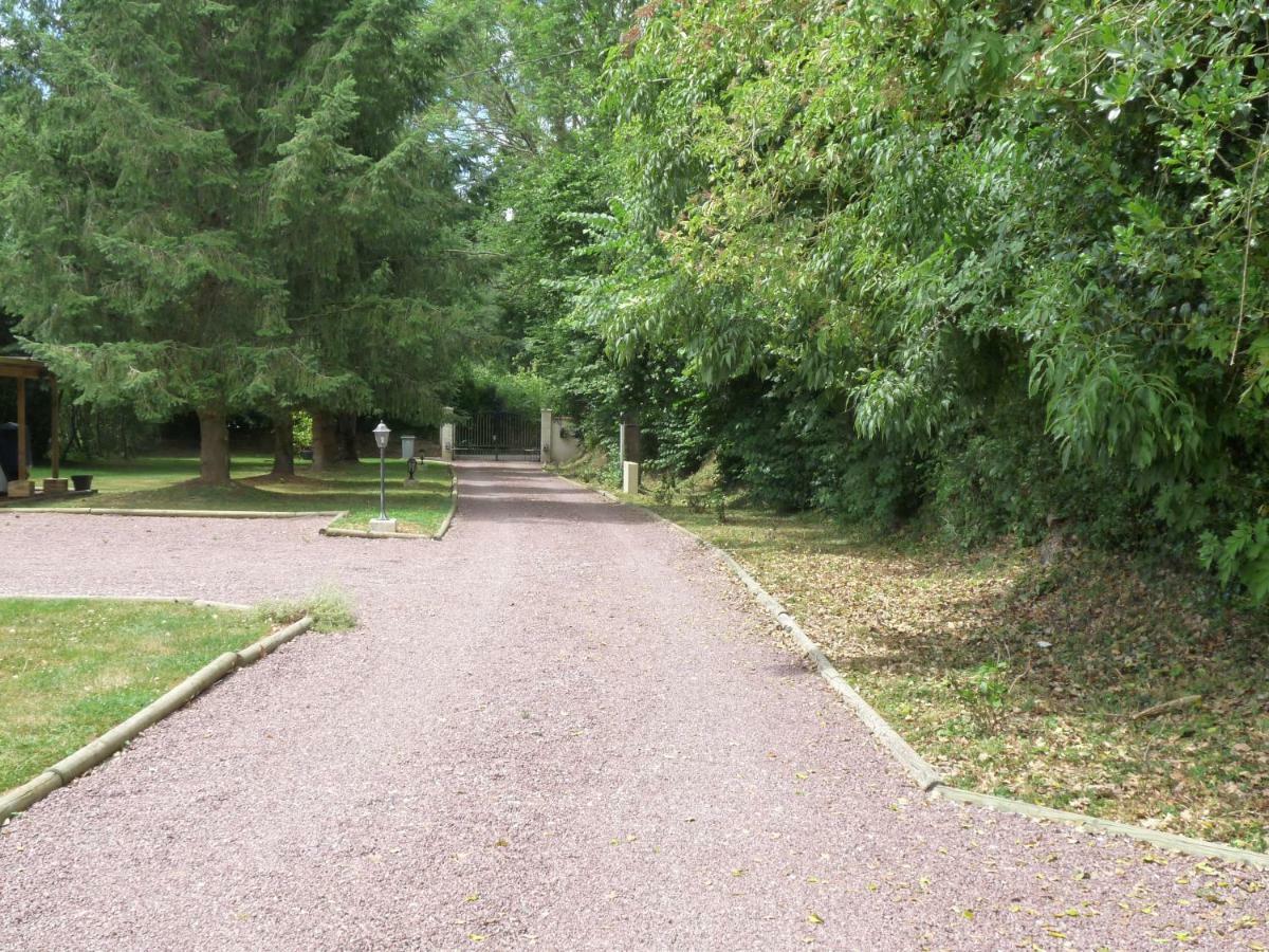 Le Clos Buyragane, Pays D'Auge Le Pin  Экстерьер фото